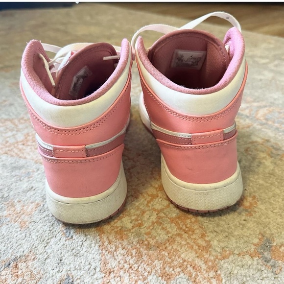 NIKE Hi-tops 6Y Pink - Picture 2 of 3